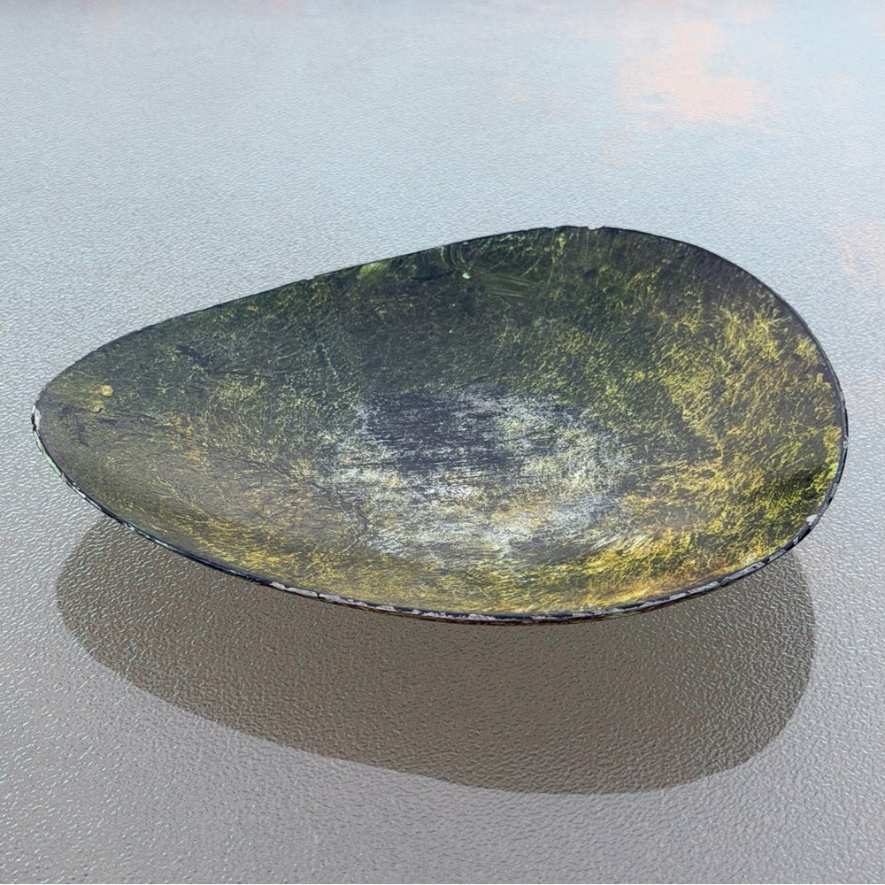 Pier 1 Rustic Green Triangle Metal Pillar Candle Holder Trinket Dish - Picture 4 of 6